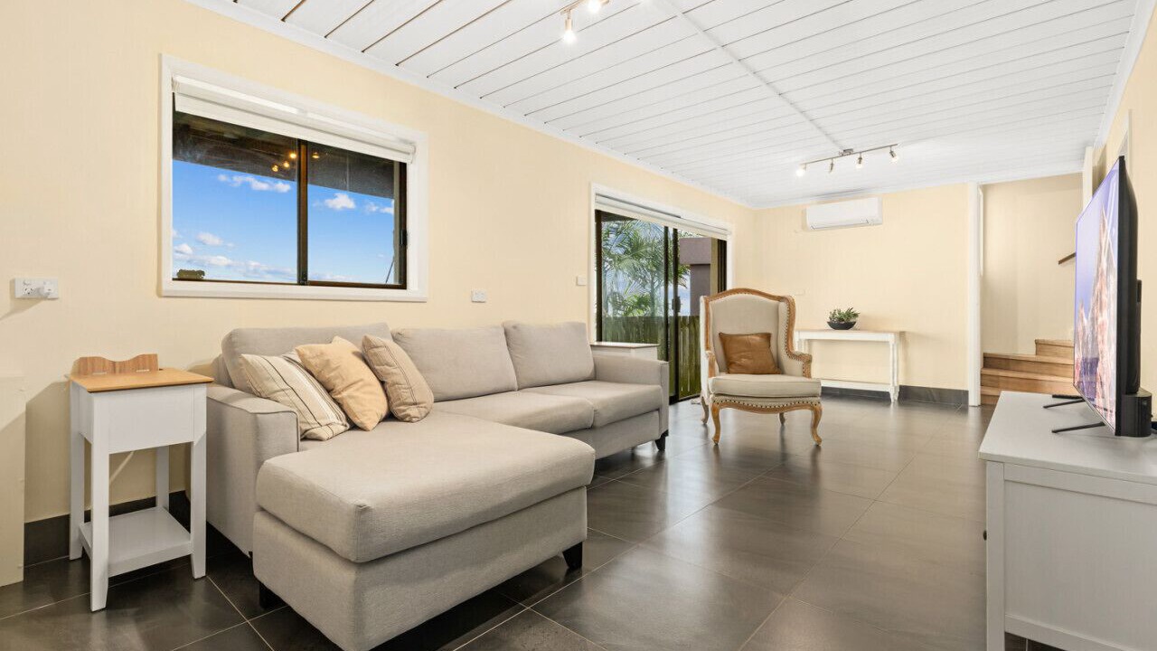 Photo of Livingroom in Dee Why