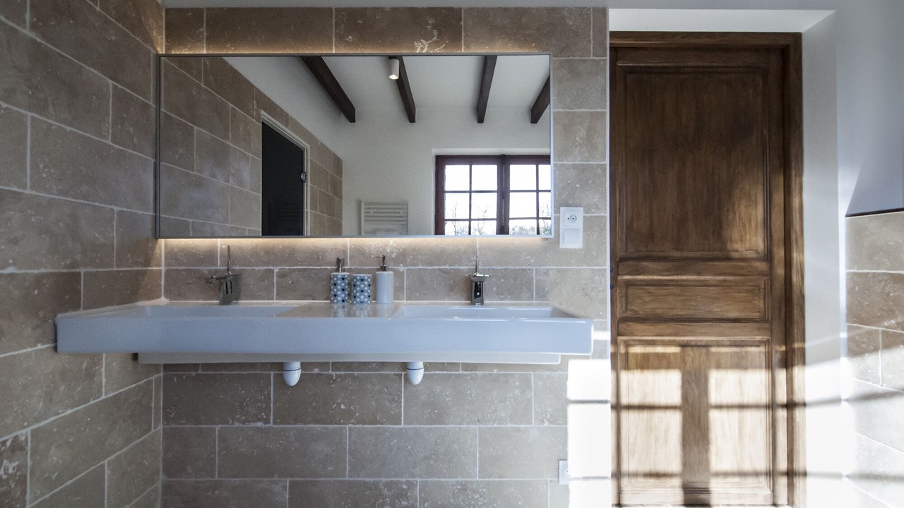 Photo of Bathroom in Eguilly