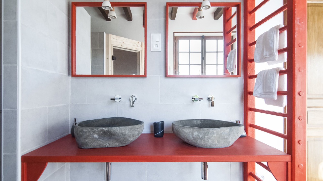 Photo of Bathroom in Eguilly