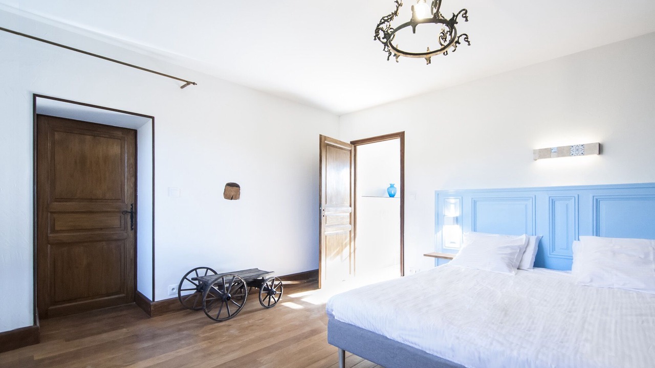 Photo of Bedroom in Eguilly