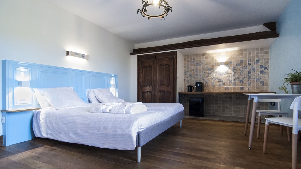 Photo of Bedroom in Eguilly