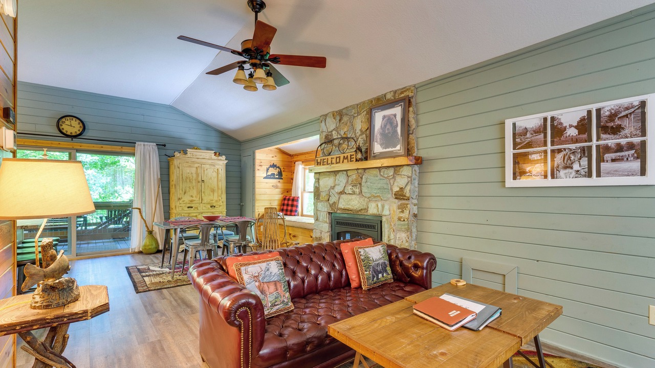 Photo of Livingroom in Hayesville