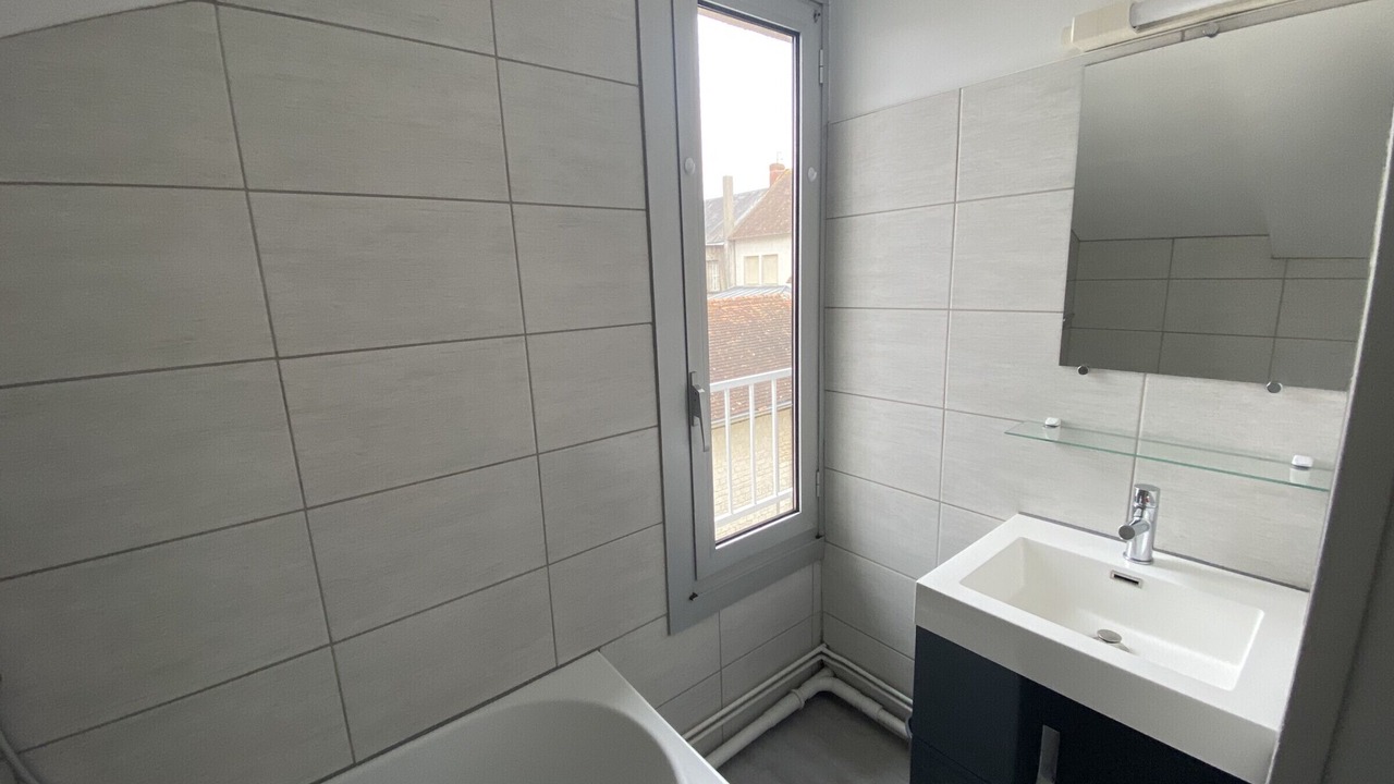 Photo of Bathroom in La Roche-Posay