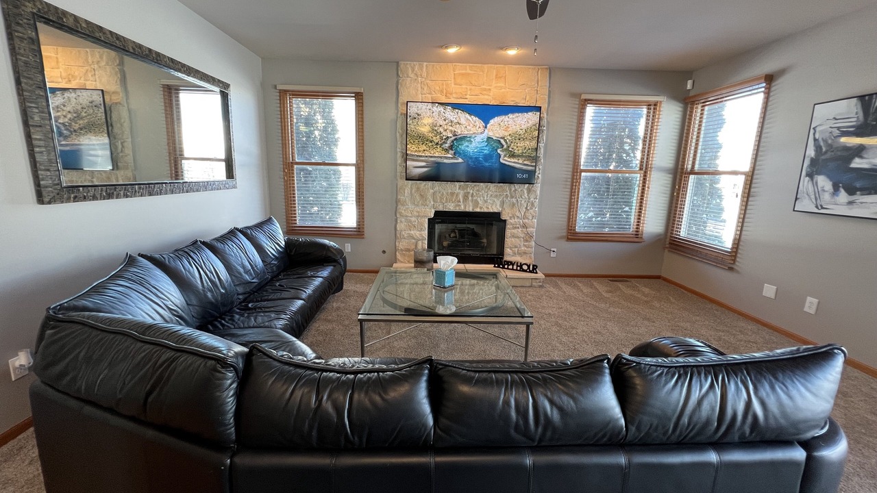 Photo of Livingroom in Pleasant Prairie
