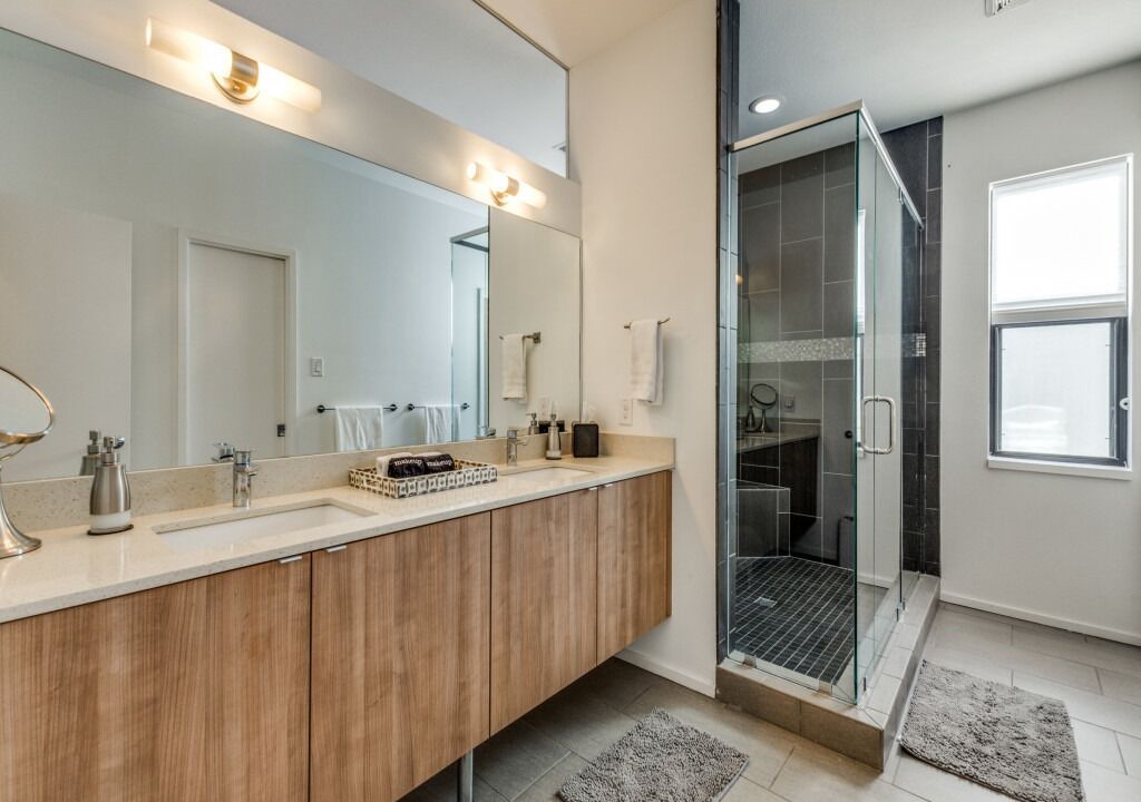 Photo of Bathroom in Old East Dallas
