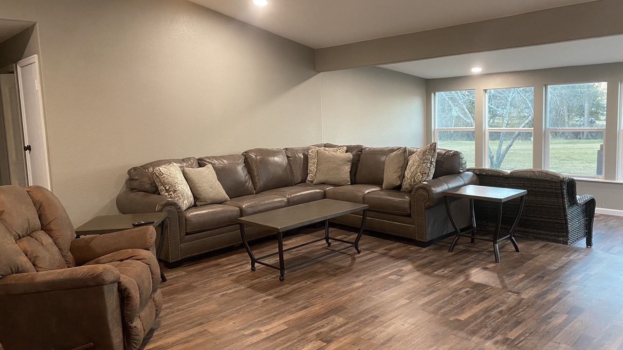 Photo of Livingroom in Wills Point