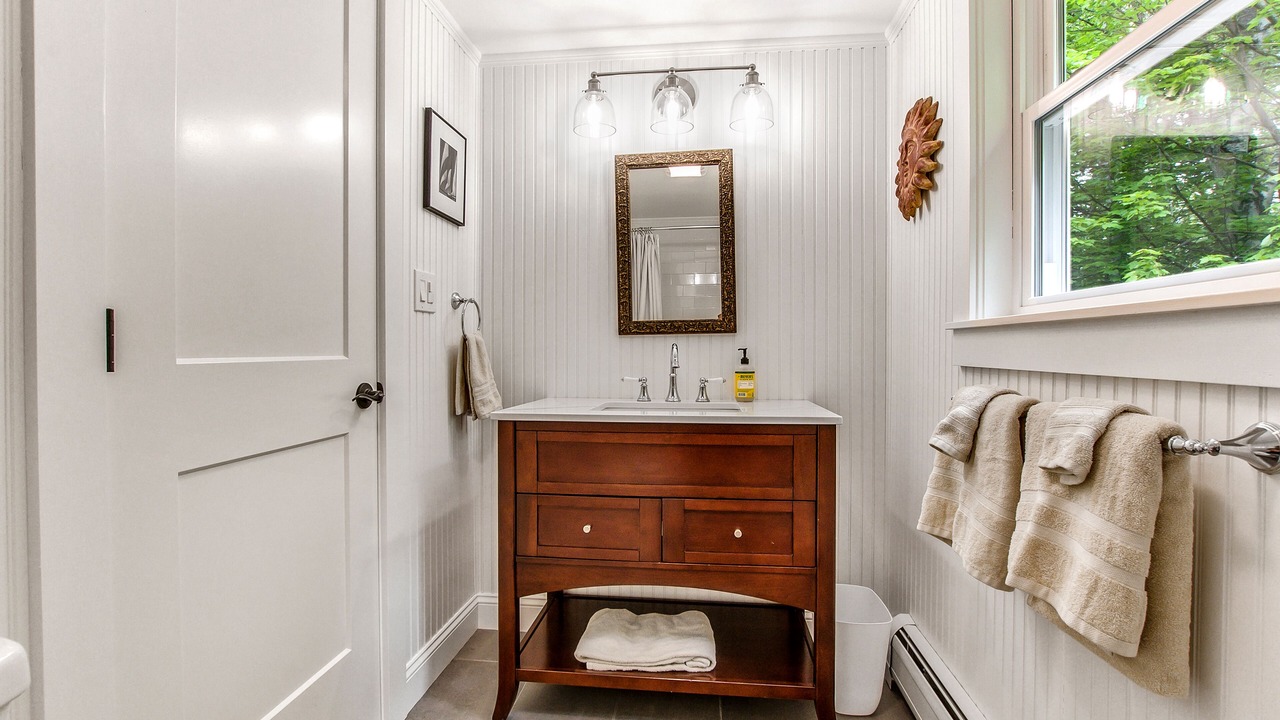 Photo of Bathroom in Sunapee