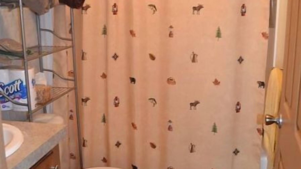 Photo of Bathroom in Lovell