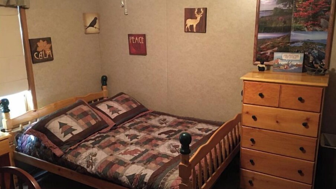 Photo of Bedroom in Lovell