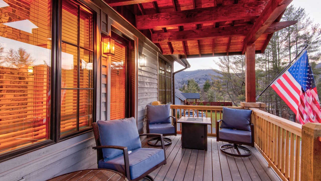 Photo of Patio Balcony in Banner Elk
