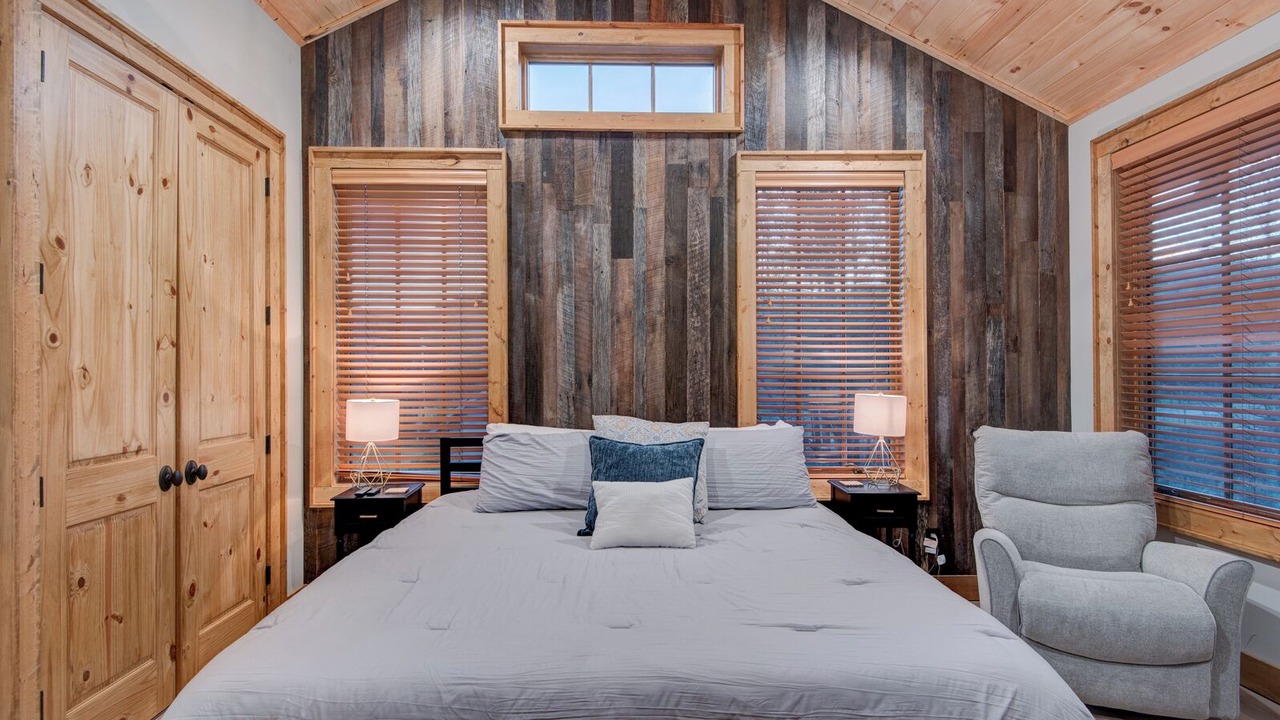 Photo of Bedroom in Banner Elk