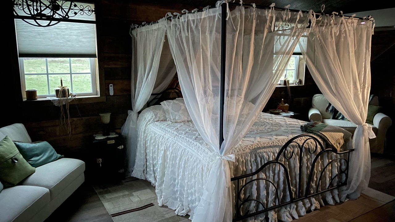 Photo of Bedroom in Elk Creek