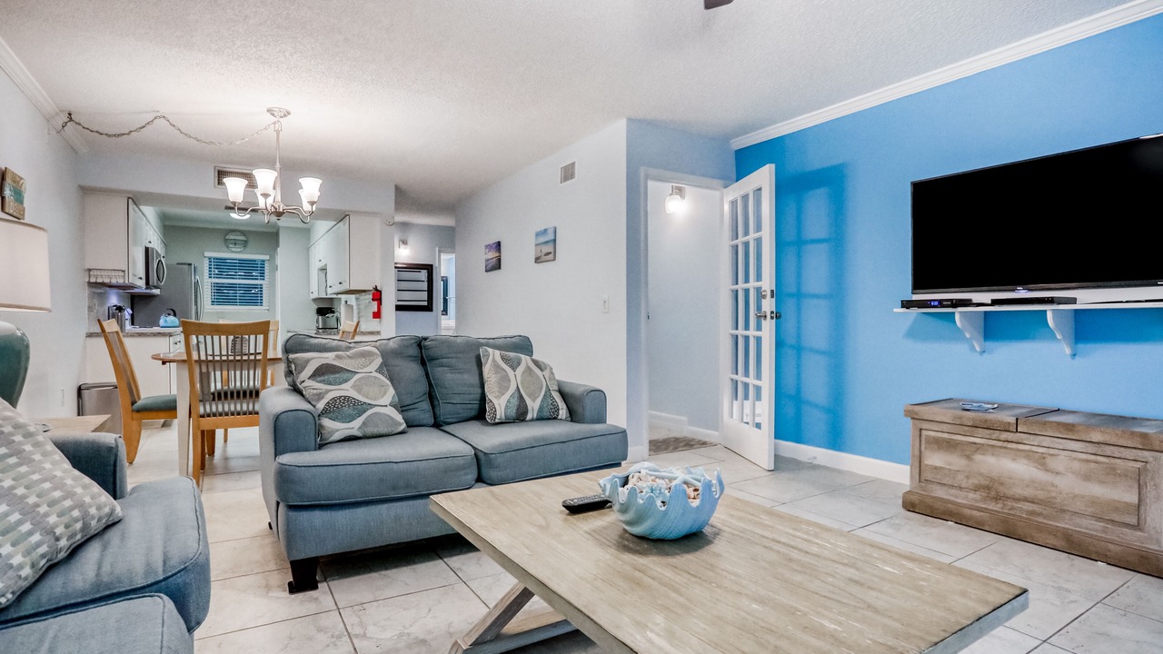 Photo of Livingroom in Indian Shores