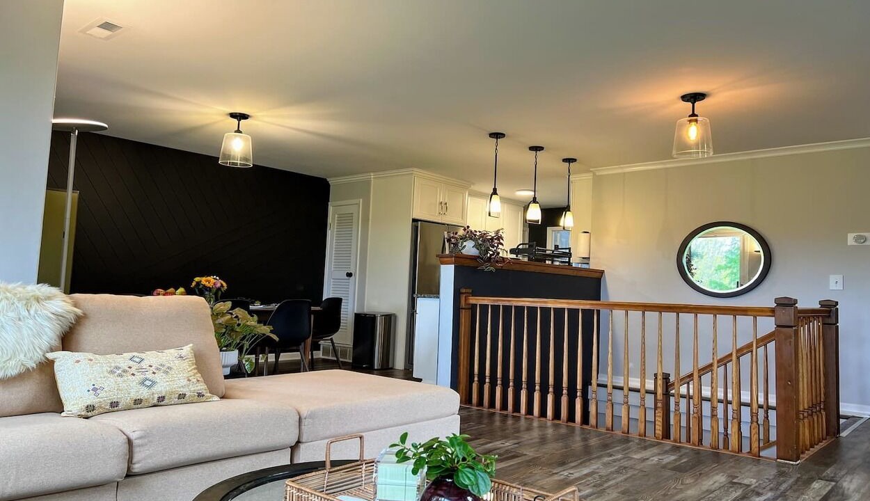 Photo of Livingroom in Vernon