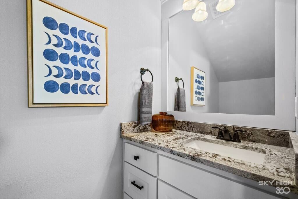 Photo of Bathroom in Benton County