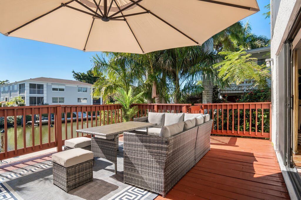 Photo of Patio Balcony in Naples