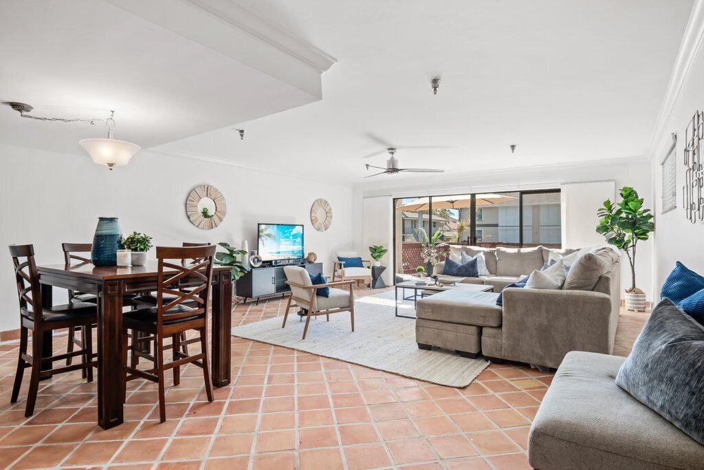 Photo of Livingroom in Naples