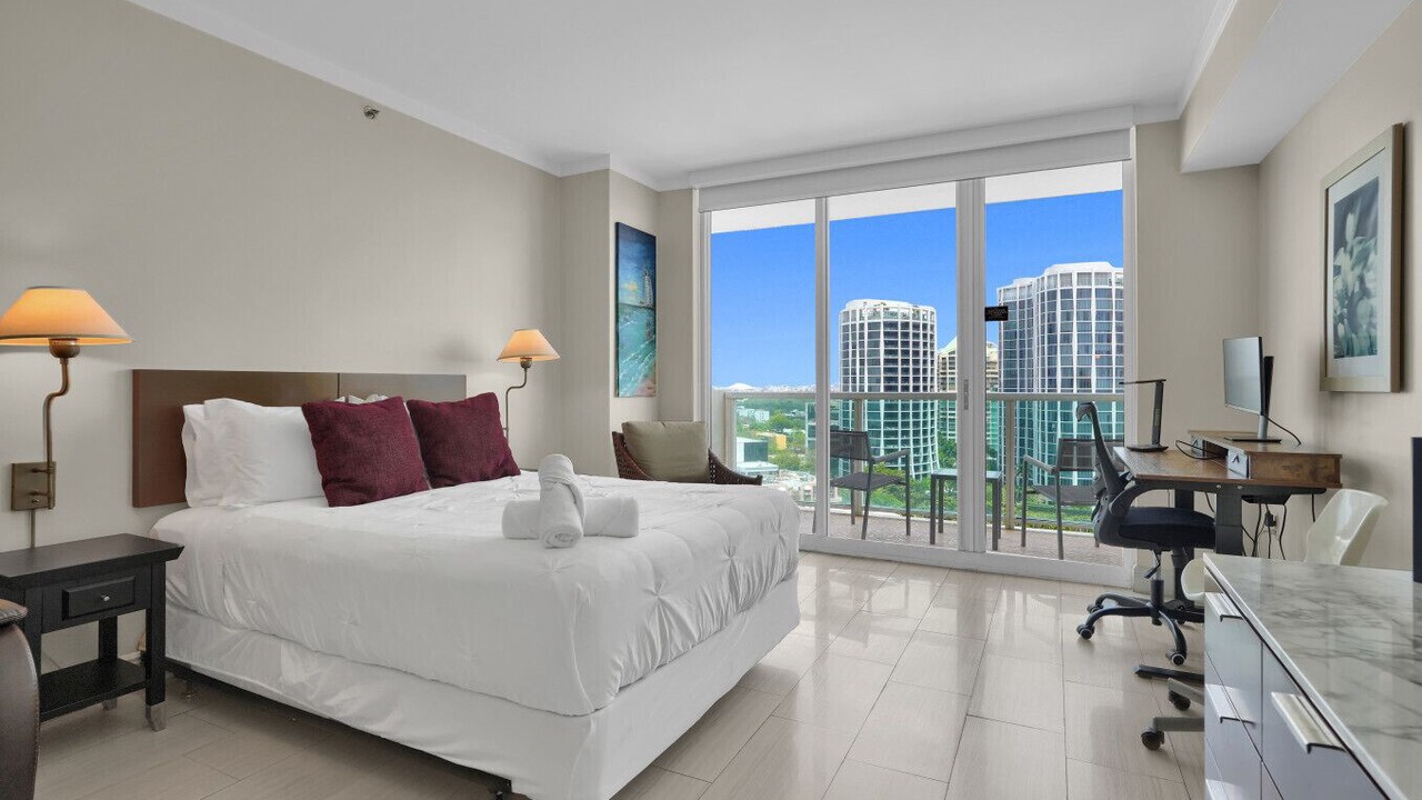 Photo of Bedroom in Coconut Grove