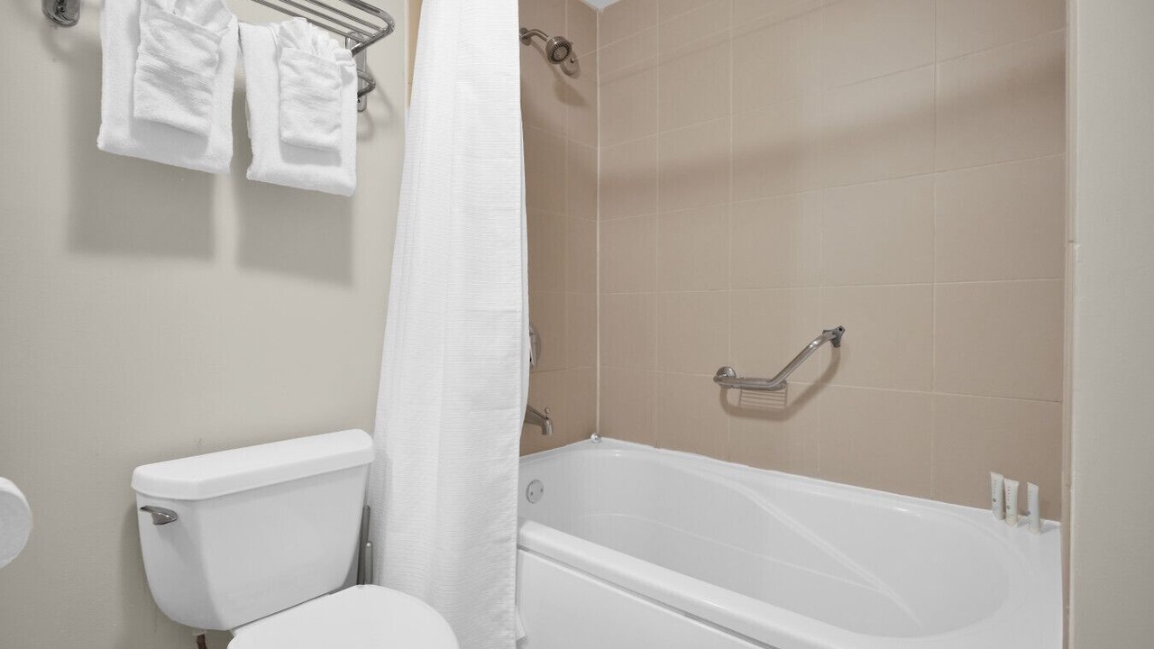 Photo of Bathroom in Coconut Grove