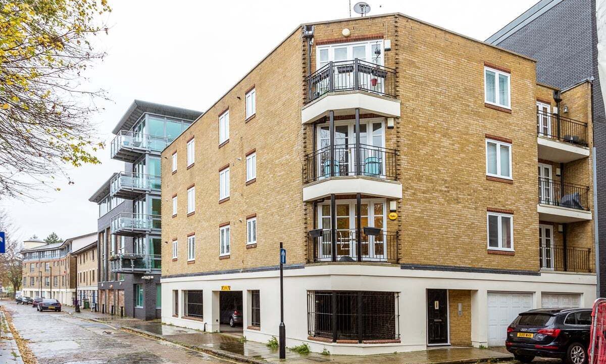 Photo of Outdoor in Tower Hill