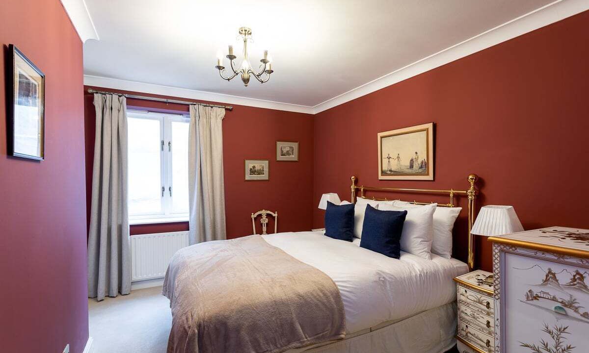Photo of Bedroom in Tower Hill