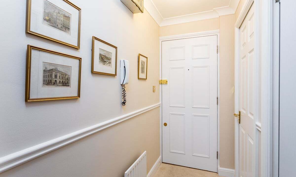 Photo of Others in Tower Hill