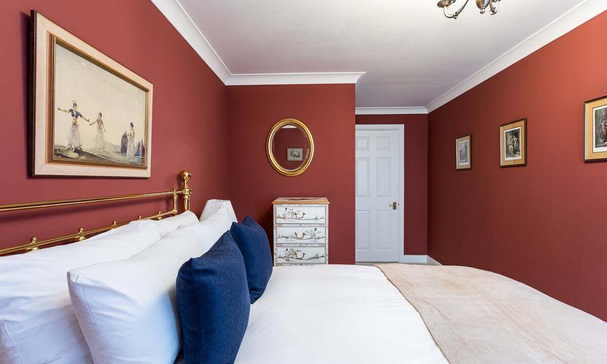 Photo of Bedroom in Tower Hill