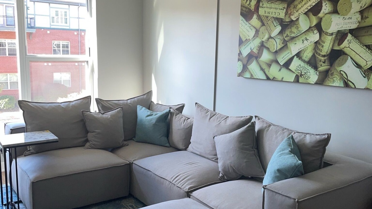 Photo of Livingroom in Compton Heights