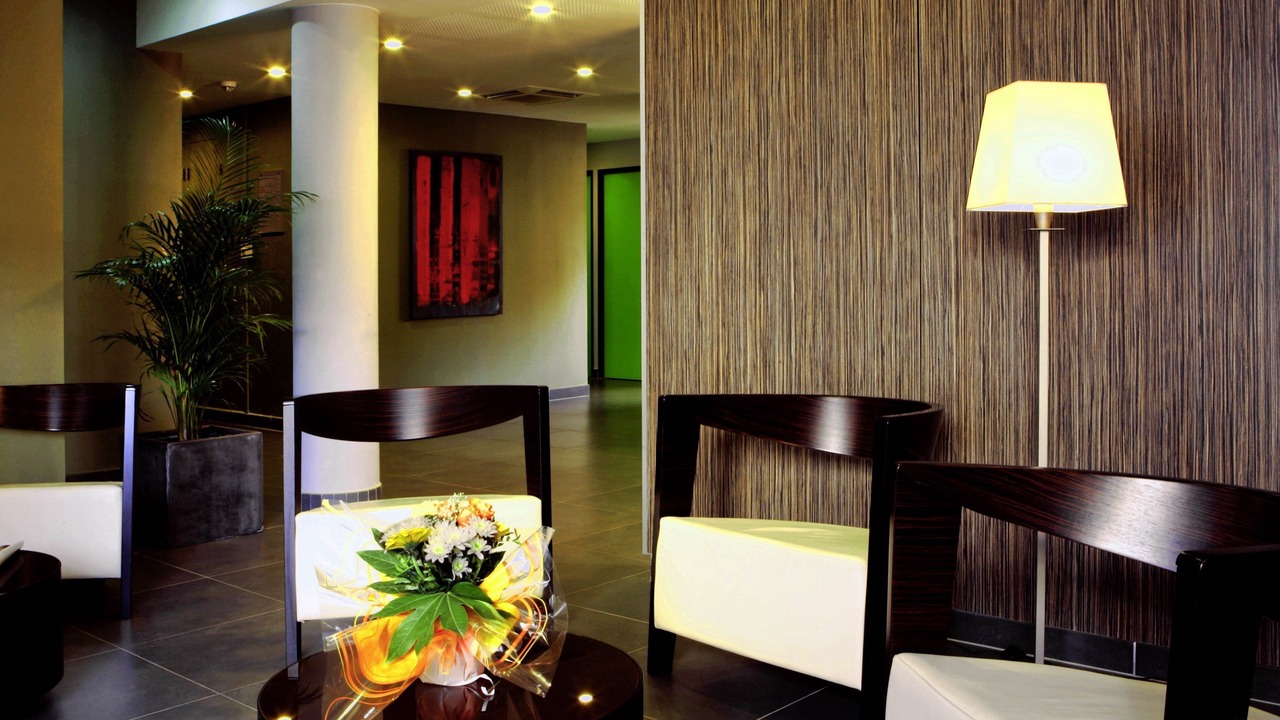 Photo of Others in Clemenceau