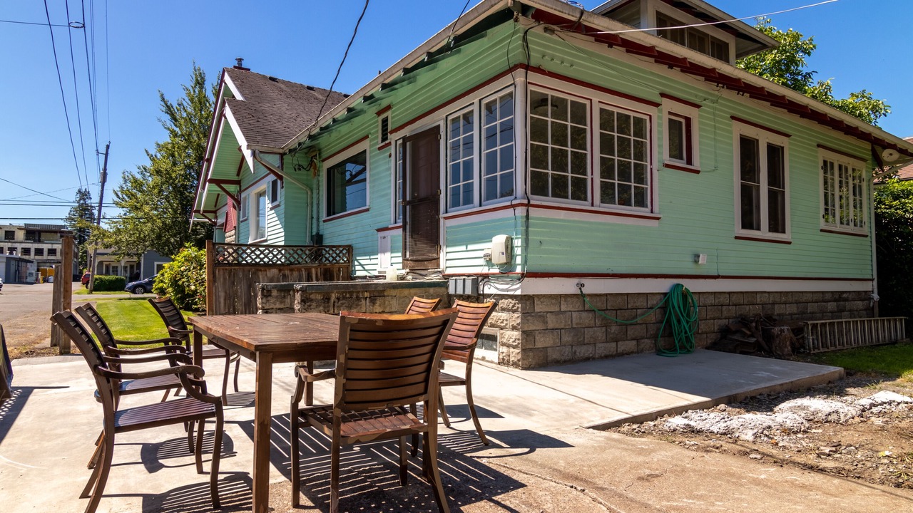 Photo of Others in Independence