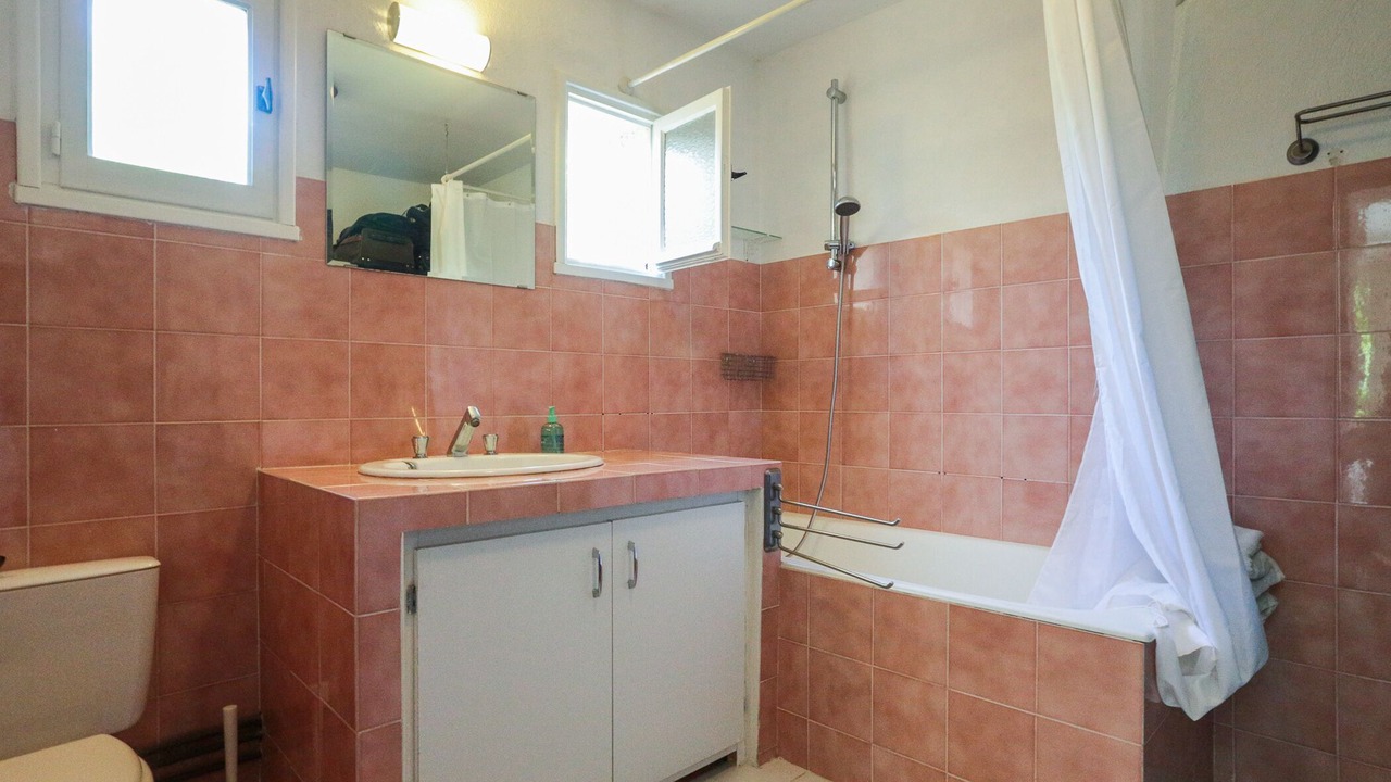 Photo of Bathroom in Forcalquier