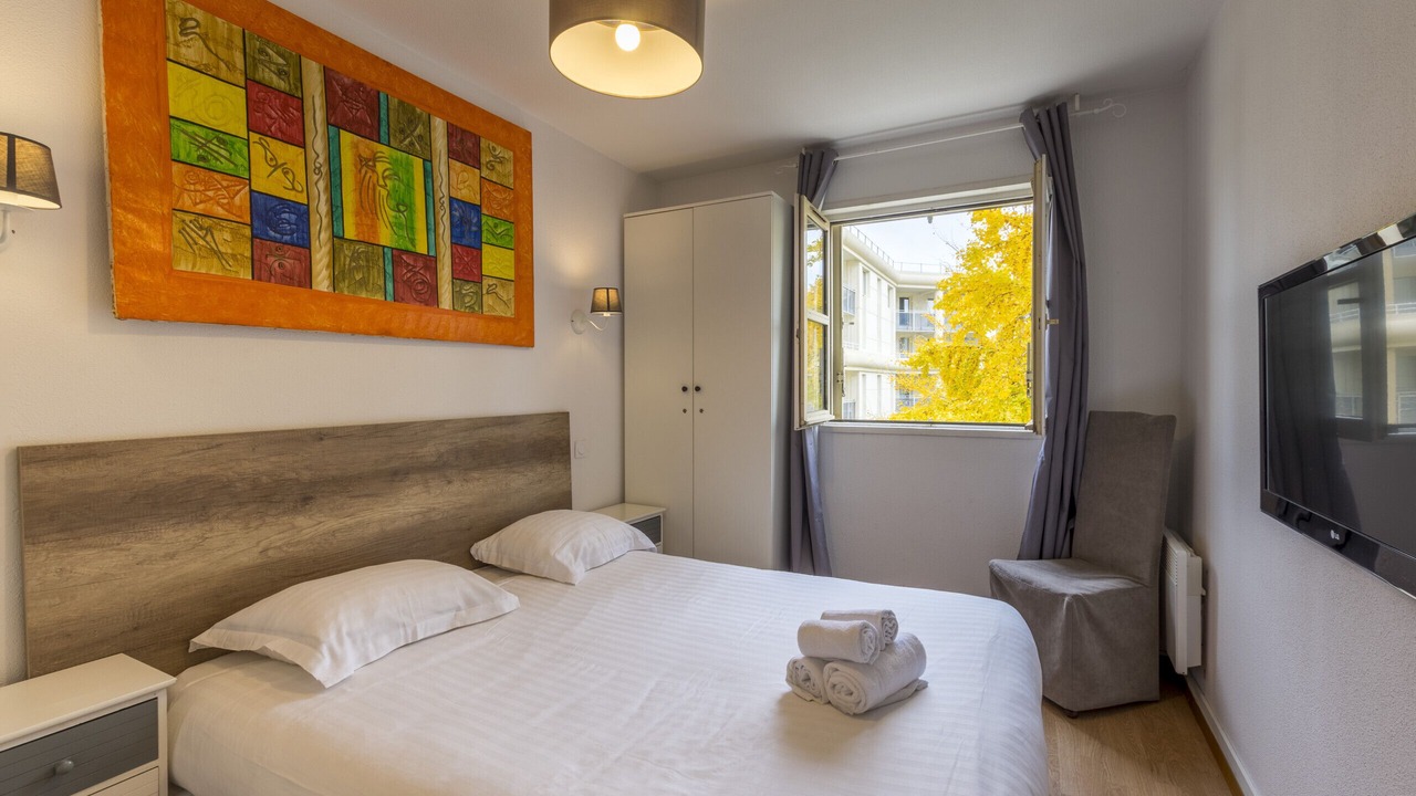 Photo of Others in Antigone