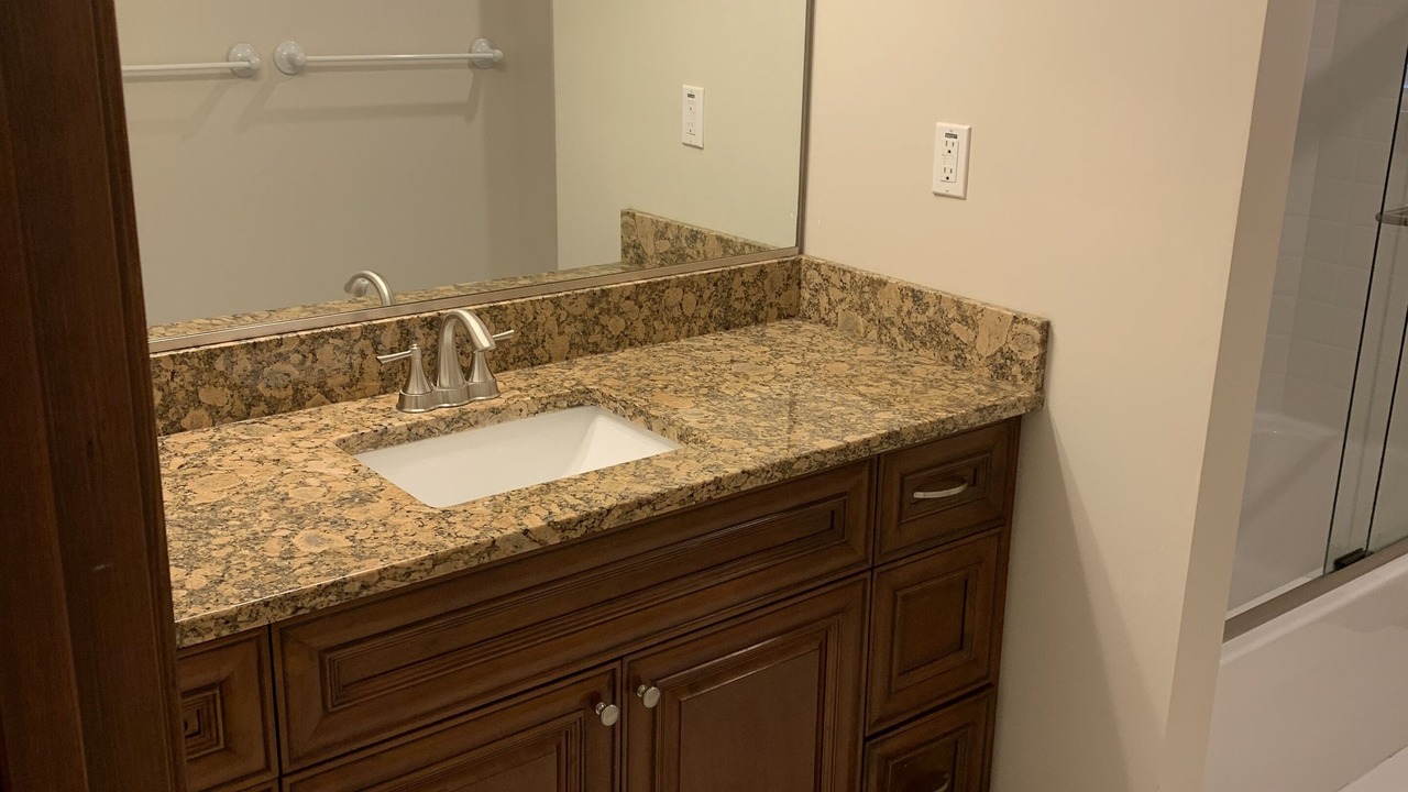 Photo of Bathroom in Cottage Line