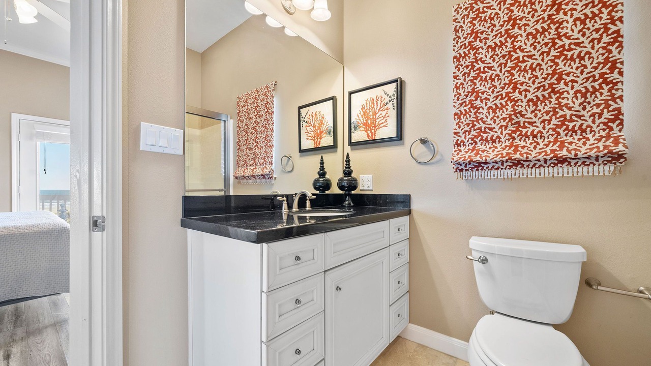 Photo of Bathroom in Miramar