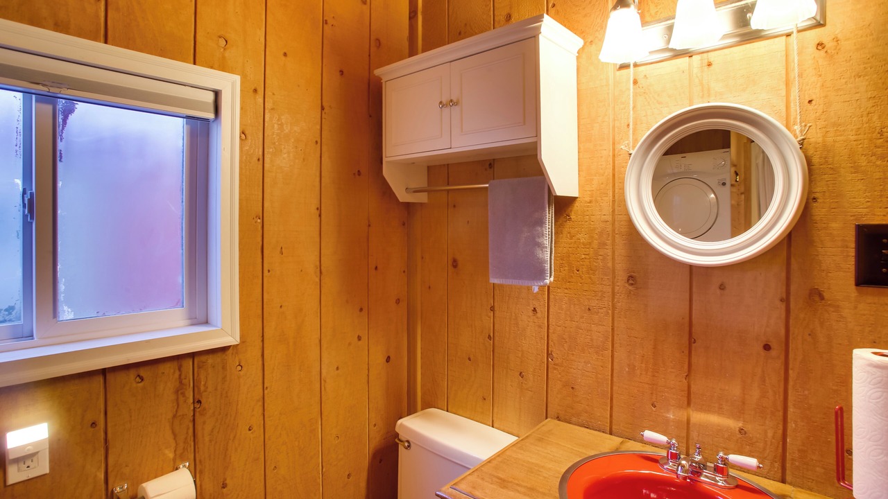 Photo of Bathroom in Diamond Lake