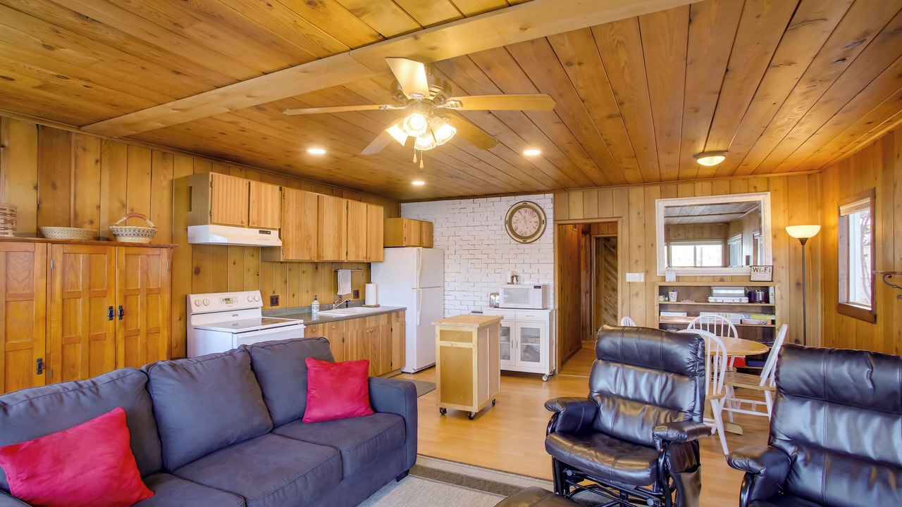 Photo of Livingroom in Diamond Lake