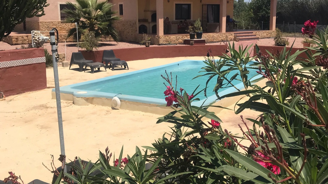 Photo of Outdoor in Daya Nueva
