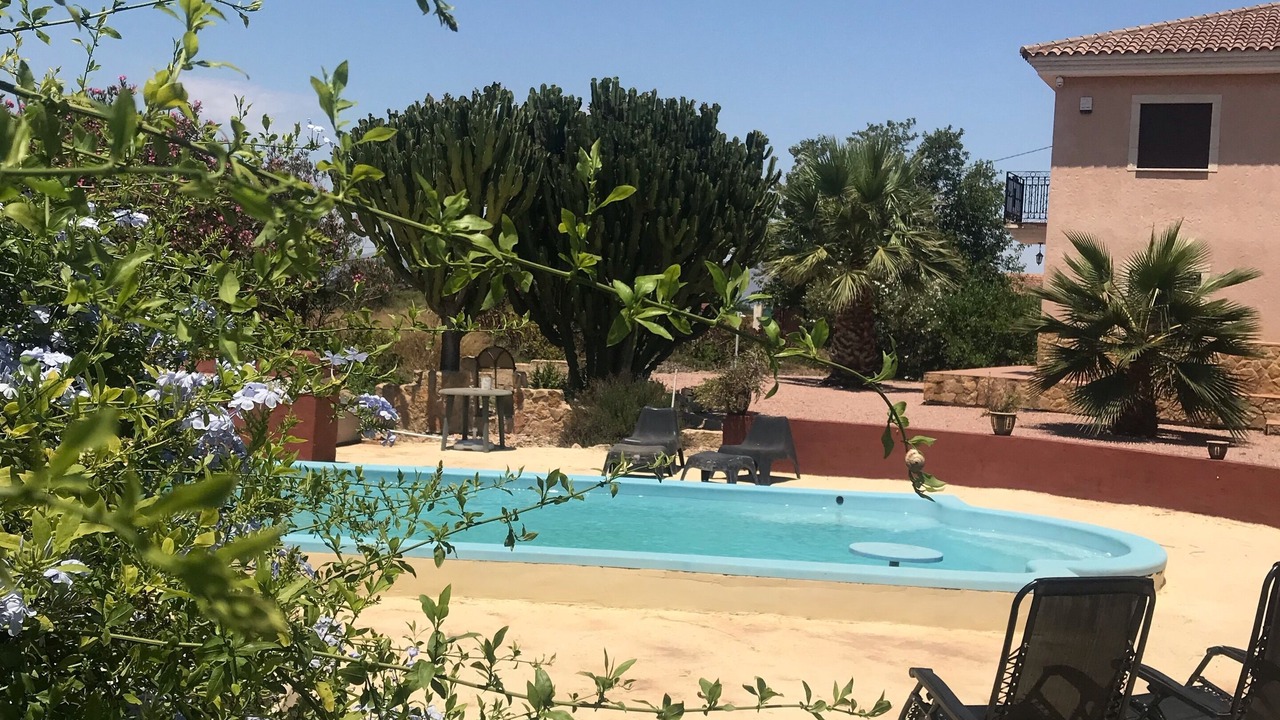 Photo of Outdoor in Daya Nueva