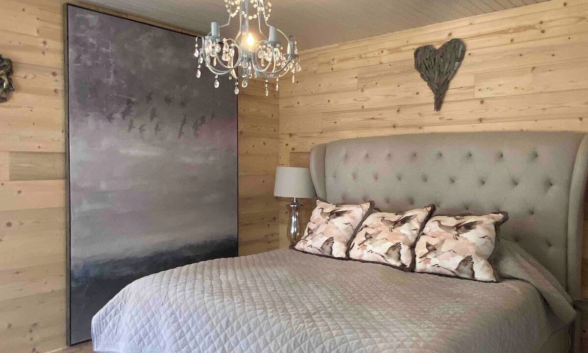 Photo of Bedroom in Allemond