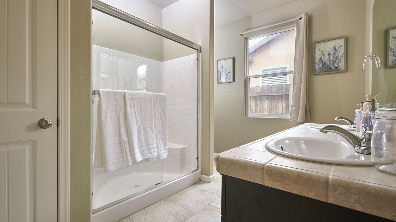 Photo of Bathroom in Roosevelt