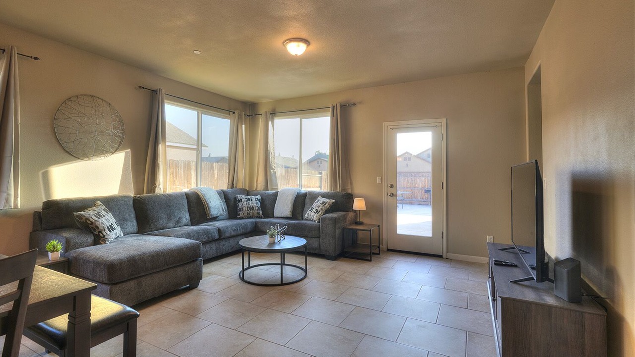 Photo of Livingroom in Roosevelt