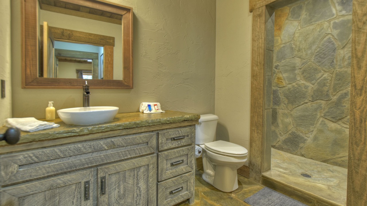 Photo of Bathroom in Cashes Valley