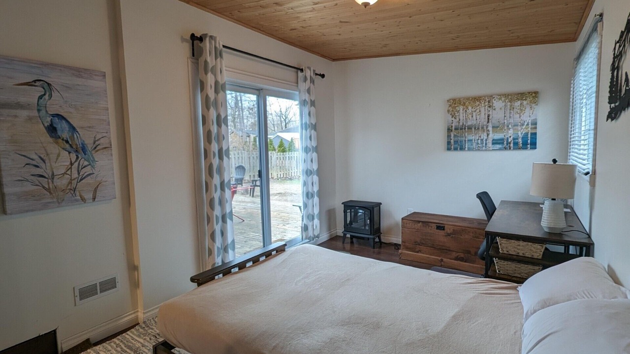 Photo of Bedroom in Wasaga Beach