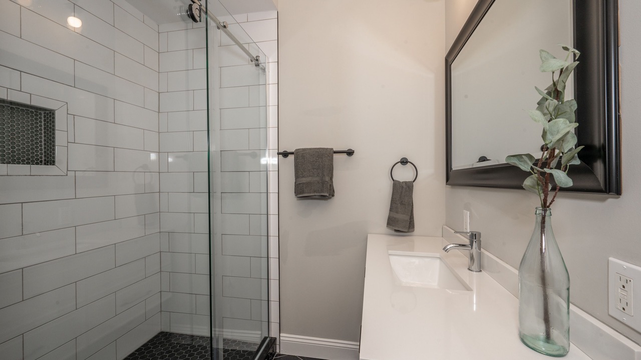 Photo of Bathroom in Oakley