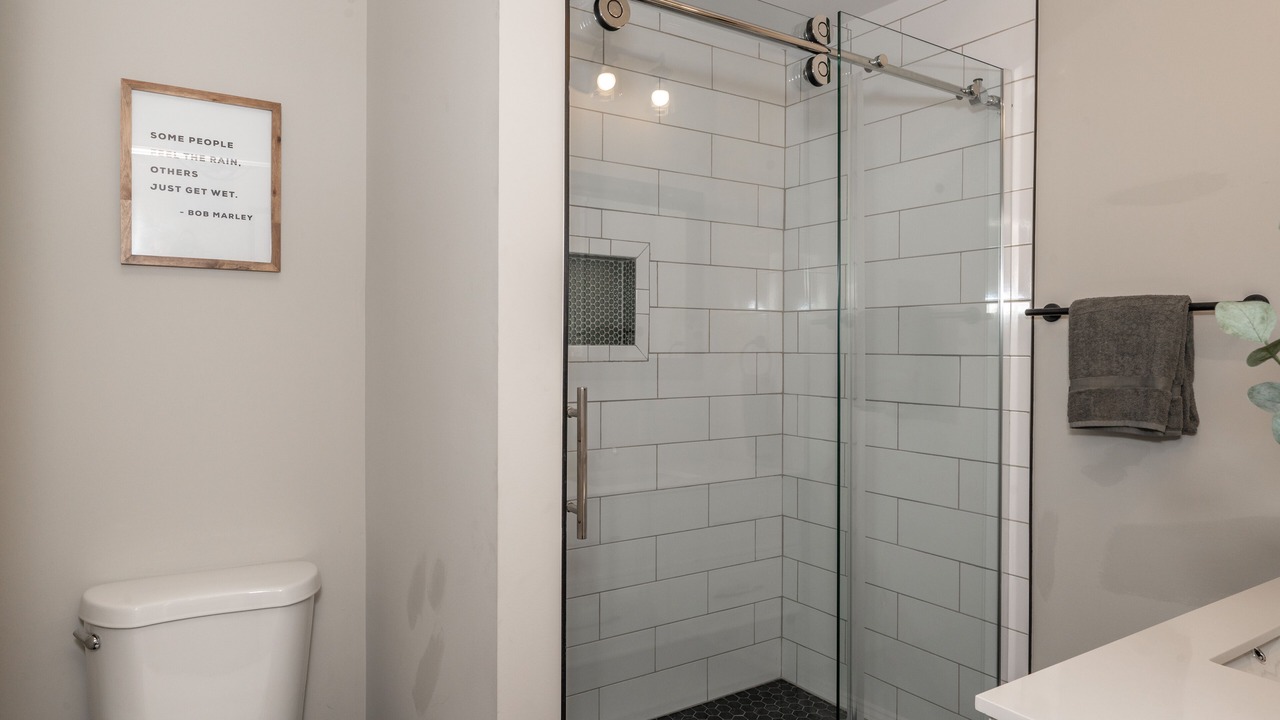 Photo of Others in Oakley