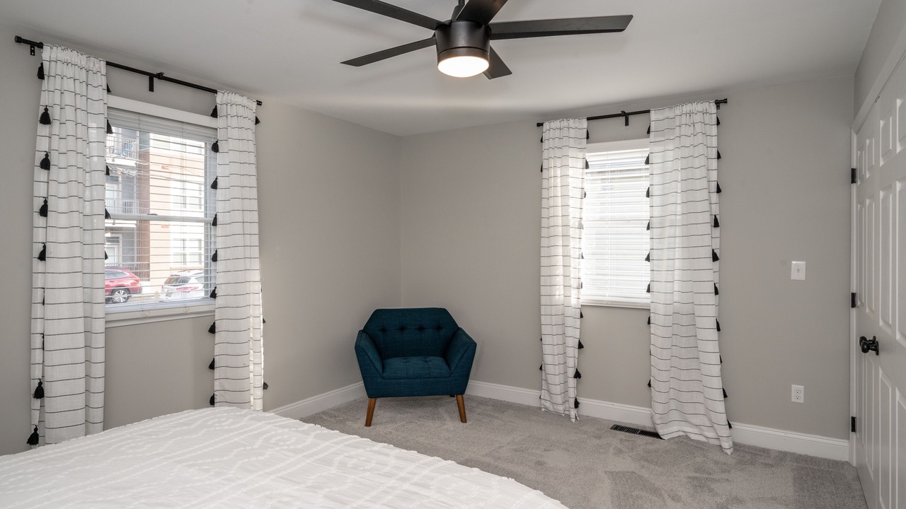 Photo of Bedroom in Oakley