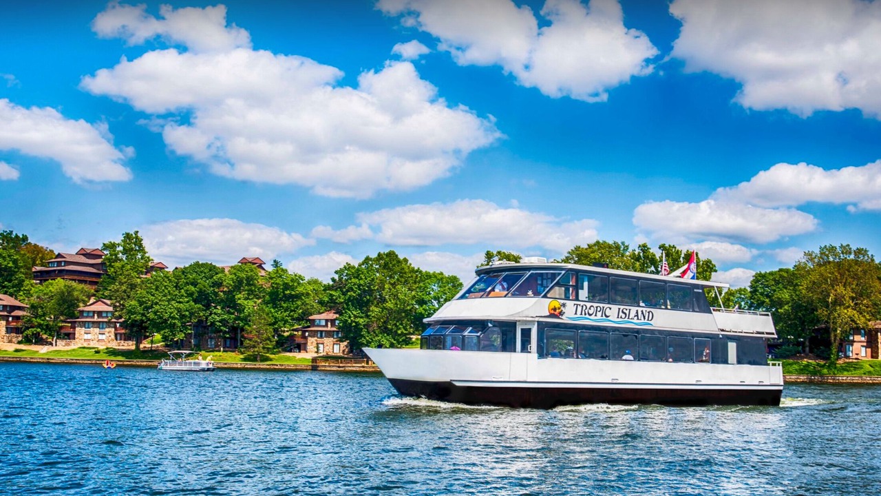 Photo of Others in Lake of the Ozarks