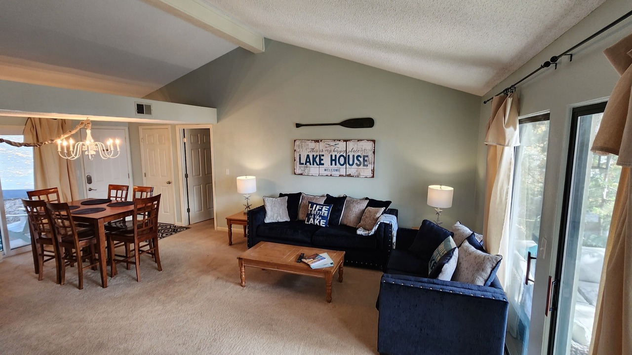 Photo of Bedroom in Lake of the Ozarks