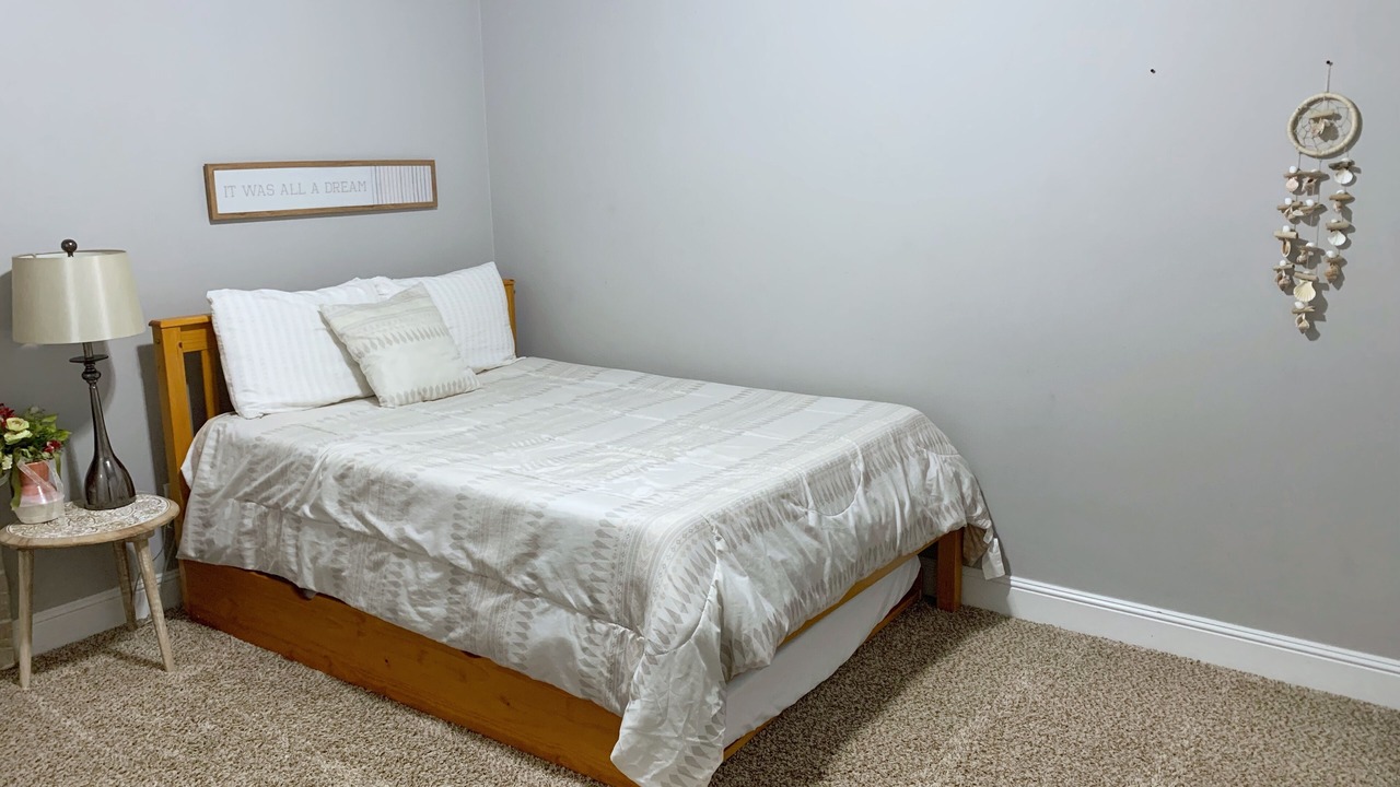 Photo of Bedroom in Carl Junction