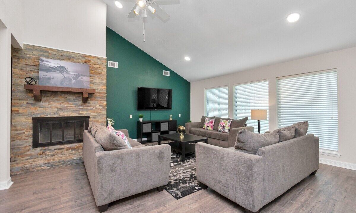 Photo of Livingroom in Kingwood
